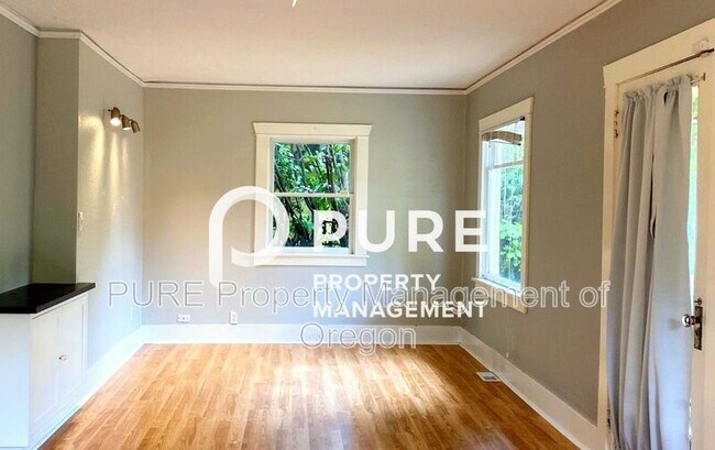 Building Photo - 4330 NE 36th Ave