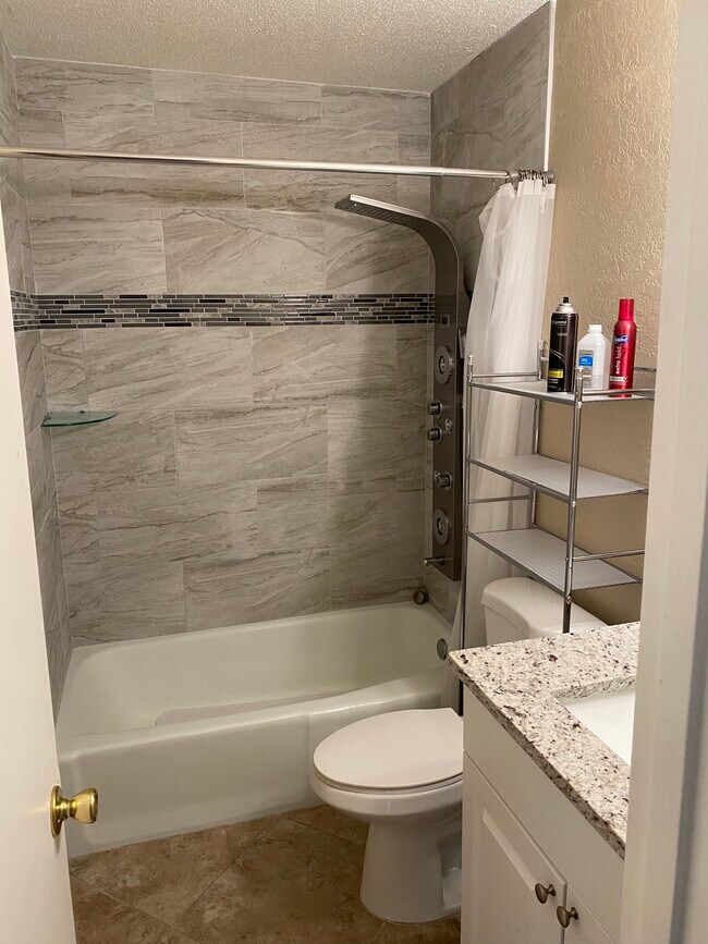 2170 Knox McRae Dr Unit 40, Titusville, FL 32780 Condo for Rent in