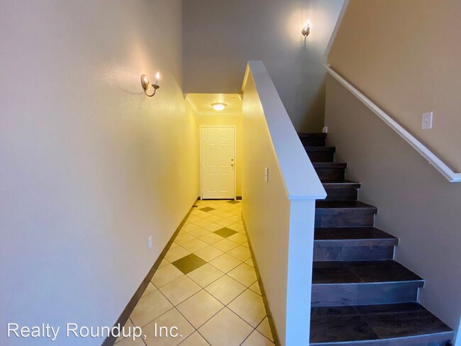 Foto del edificio - 3 br, 2.5 bath House - 827 Polar Bear Cir