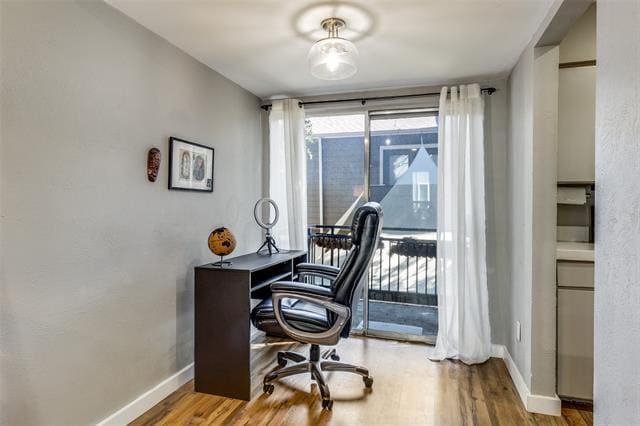 Foto del edificio - 4020 Holland Ave