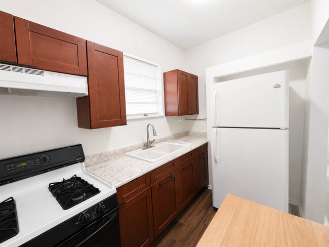 Foto del edificio - 6833 Avenue C