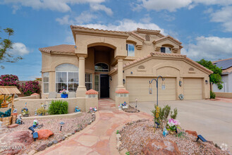 Building Photo - 5940 W Robinson Way