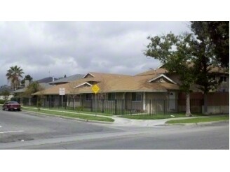 Primary Photo - 282 E Jackson St