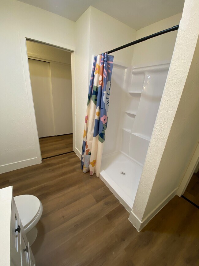 Foto del edificio - 3673 Spruce Ave
