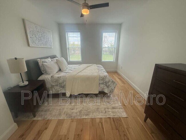 Foto del edificio - 1756 E North Ave
