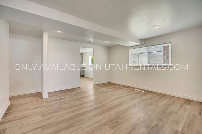 Building Photo - 1535 S 450 E