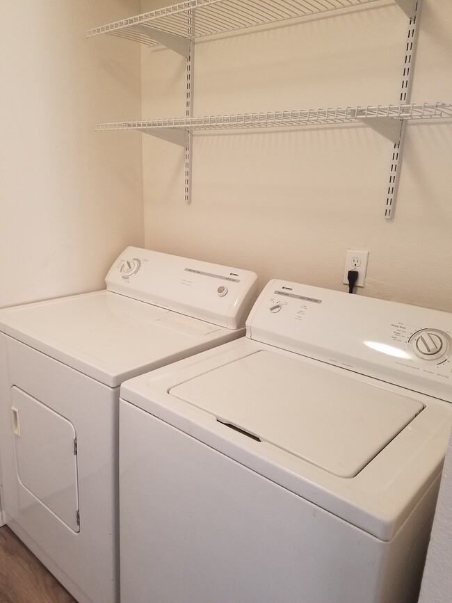 Laundry - 12805 Dunes Rd SE