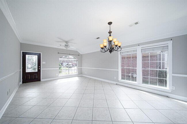 Foto del edificio - 2918 Burgess Hill Ct