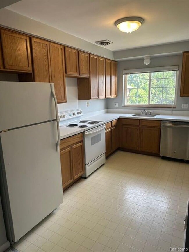 Foto del edificio - 487 N Eton St