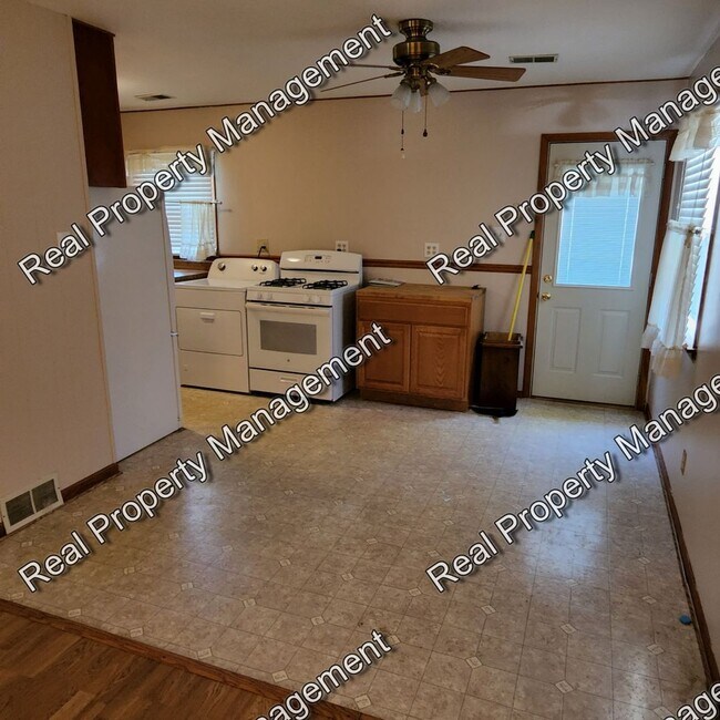 Foto del edificio - Three Bed Hobart Ranch