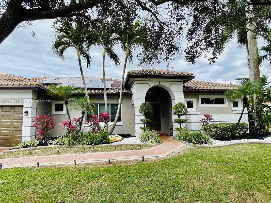 Foto principal - 13357 SW 42nd St