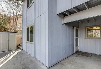 Building Photo - 533 S Cortez St