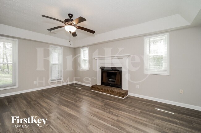 Foto del edificio - 3465 Rainbow Dr