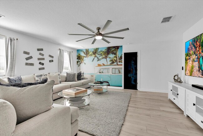 Foto del edificio - 681 Pebble Beach Dr