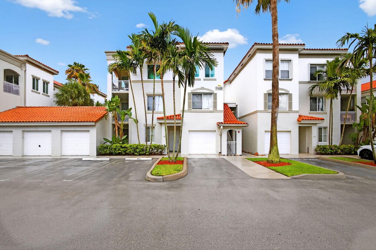 Primary Photo - 11029 Legacy Blvd