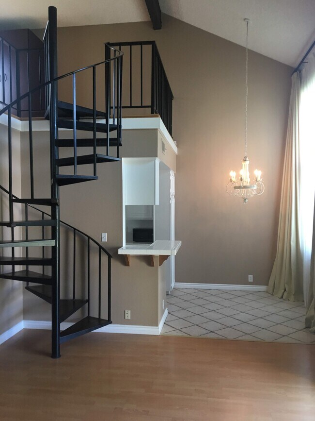 Building Photo - 8110 Manitoba St