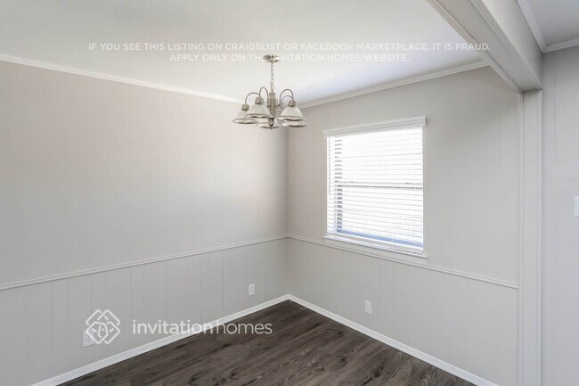 Foto del edificio - 4857 Shands Dr