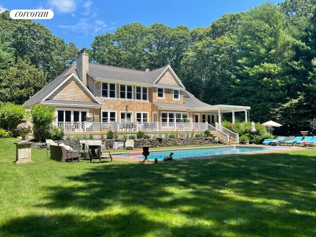 Foto del edificio - 385 Hands Creek Rd