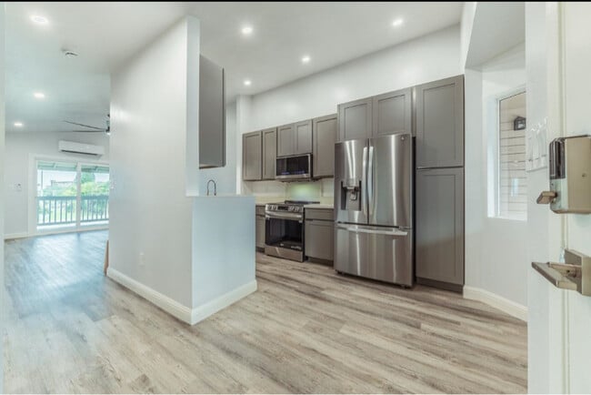 Building Photo - 71 Waiaka Ln