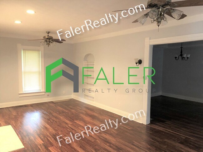 Building Photo - Huge 2-bedroom home with beautiful finishes