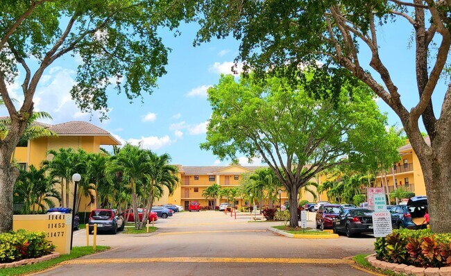 Foto del edificio - 11477 NW 39th Ct