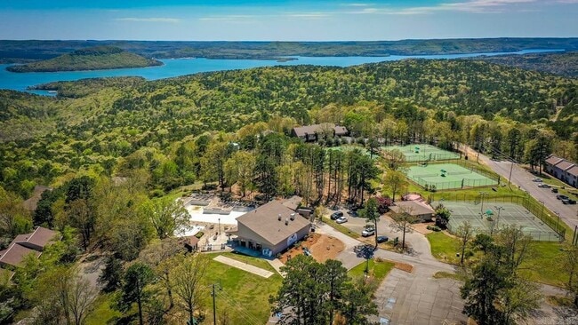 Foto del edificio - 601 Dave Creek Pkwy