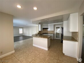 Building Photo - 9312 Angelfish Dr