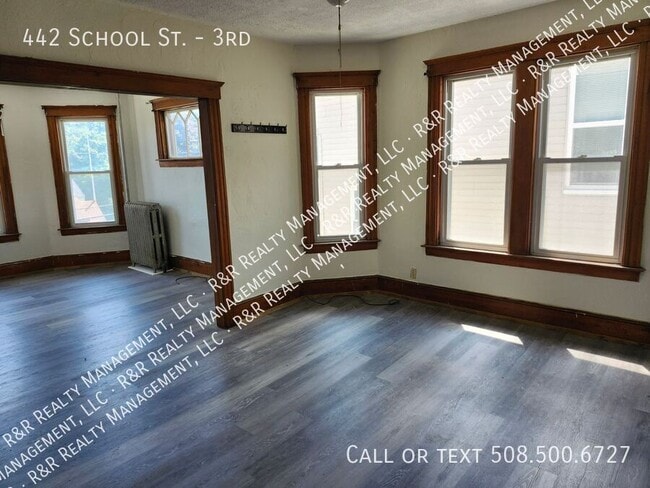 Foto del edificio - 442 School St