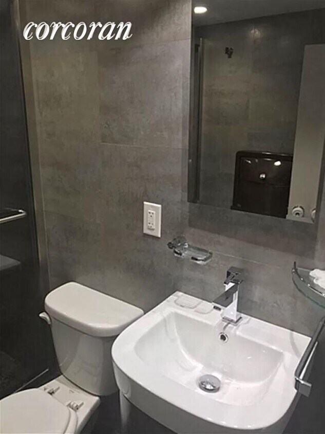 Foto del edificio - 69-03 173rd St