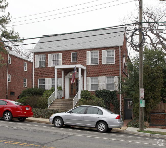 Foto del edificio - Rhodes Street Apartments