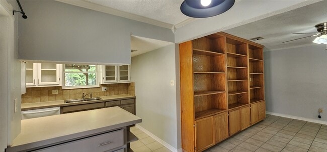 Building Photo - 2527 Meandering Trail