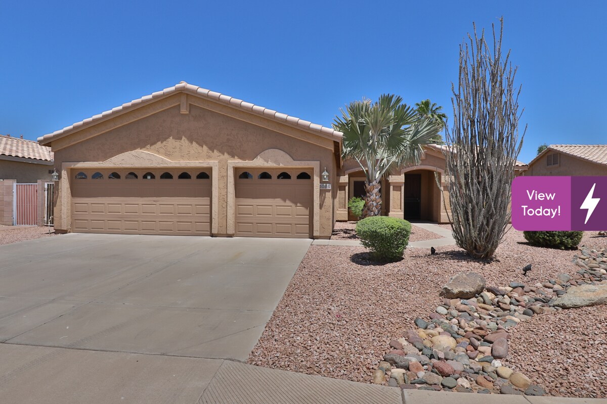 Primary Photo - 1084 E San Carlos Way