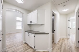 Building Photo - 1712 Pinion Mesa Ct