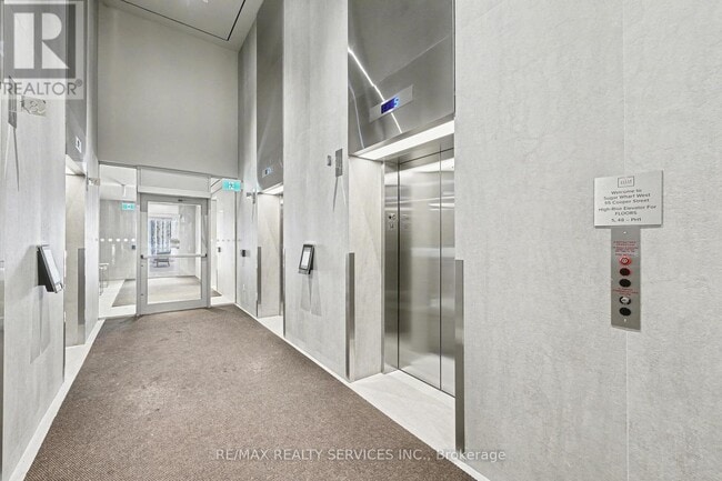 Photo du bâtiment - 55 Cooper St