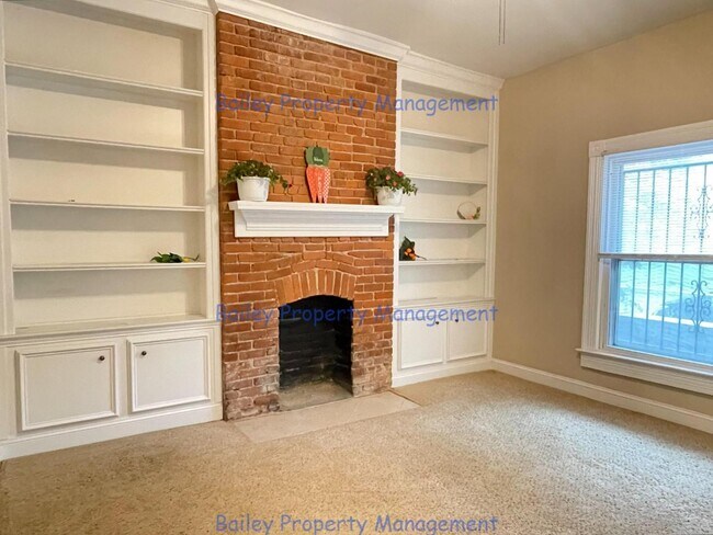 Foto del edificio - 537 E Oak St