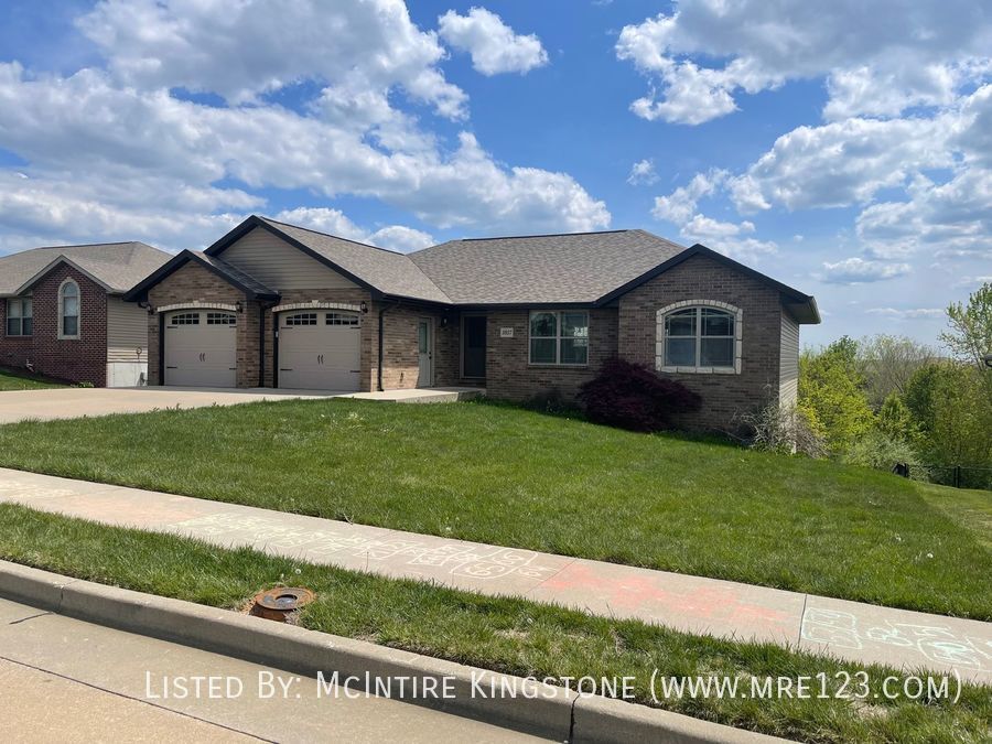 Primary Photo - Remodeled 3bd/2ba House, Near Jefferson Ci...