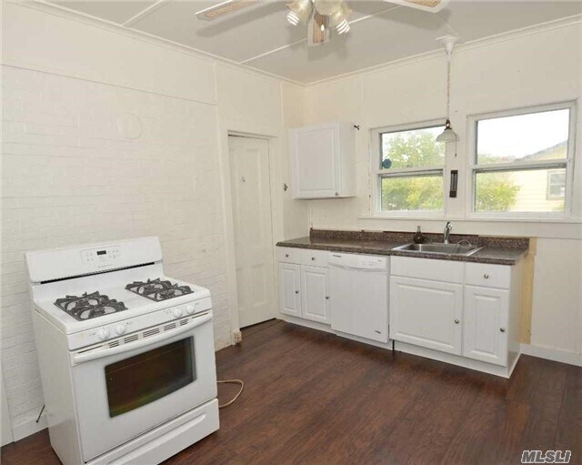 Building Photo - 53245 NY-25