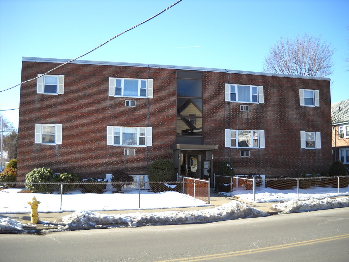 297 Main St, Medford, MA 02155 Apartments in Medford, MA