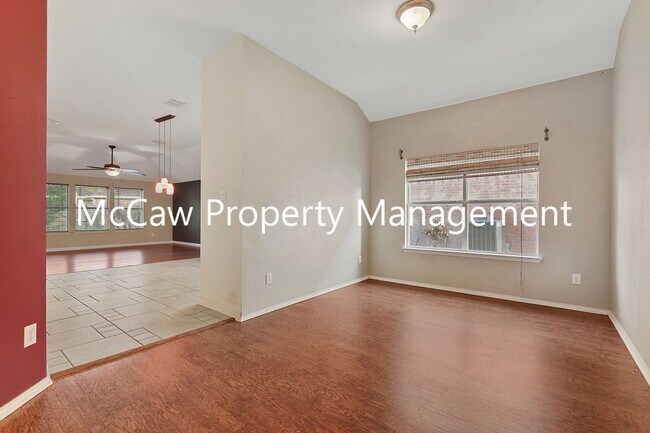 Foto del edificio - 5416 Timber Ridge Dr