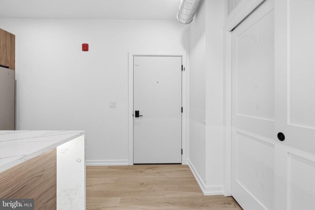 Building Photo - 203 S 13th St