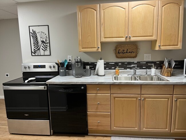 Building Photo - 12050 Wildwood Springs Dr