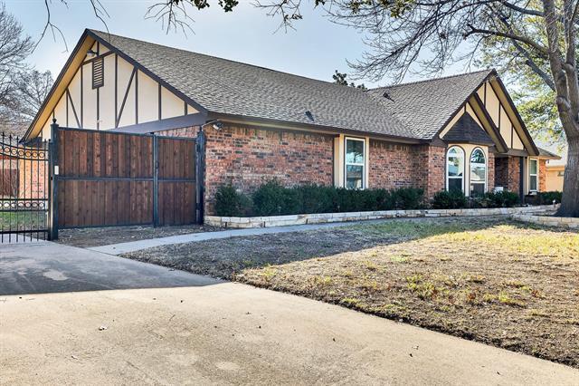 Building Photo - 4528 Shady Lake Dr