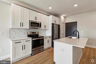 Building Photo - 2157 E Lehigh Ave