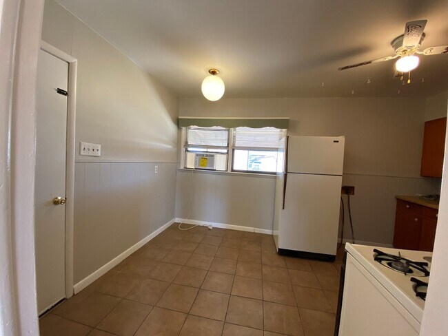Foto del edificio - 1006 NW 8th Pl
