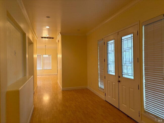 Foto del edificio - 21 Gilman Ranch Rd