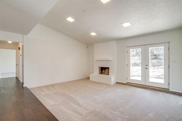 Building Photo - 2017 Garden Oaks Dr