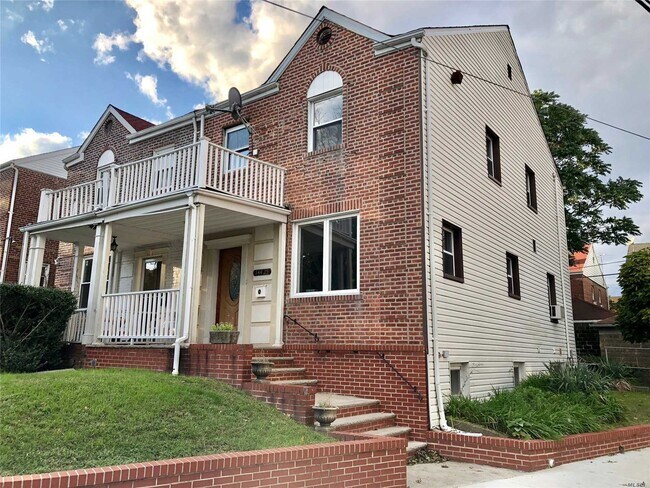 Building Photo - 144-25-144-71 71st Ave