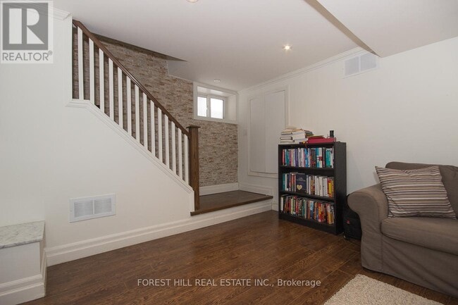 Photo du bâtiment - 20 Ferndale Ave