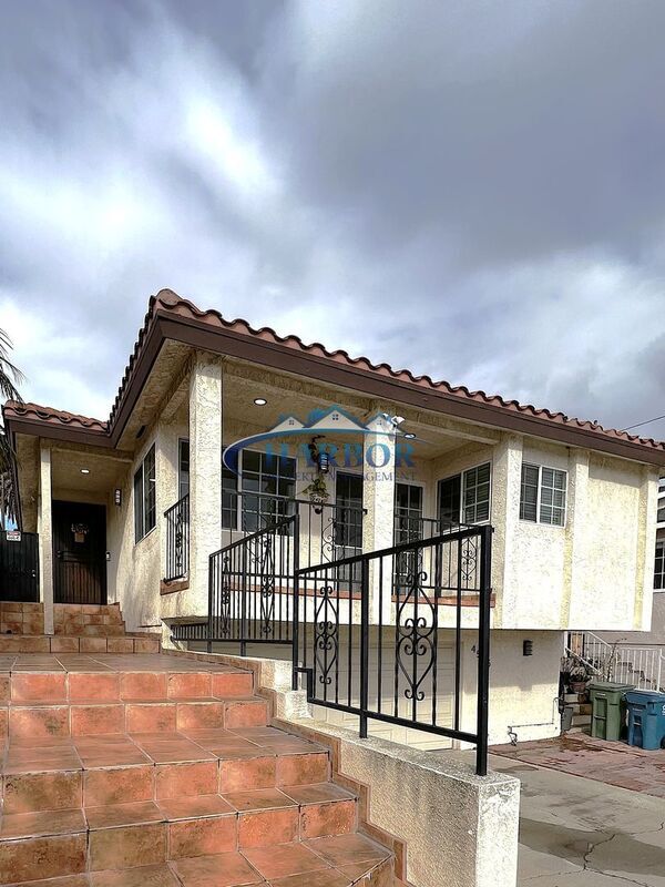 Foto principal - 4565 W 132nd St