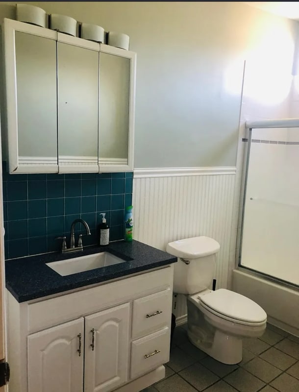 Building Photo - 25 Valley Rd